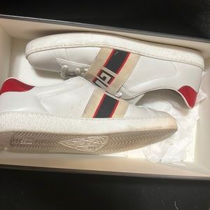 Gucci white leather sneakers